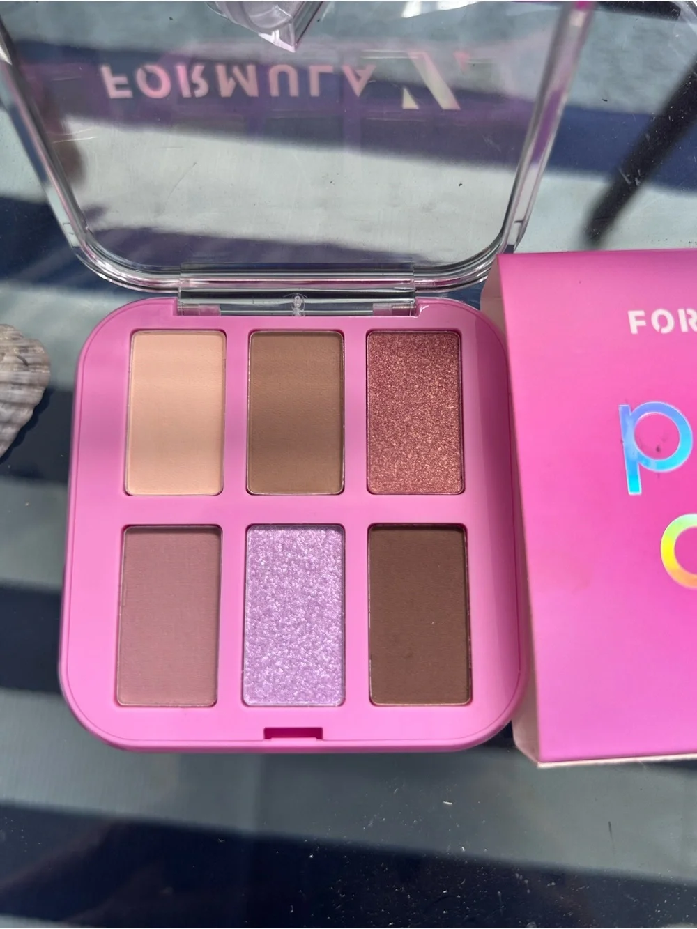 Eye Shadow Palette by Party Diva And Make Up Case  ( 5x7 in) Brand New